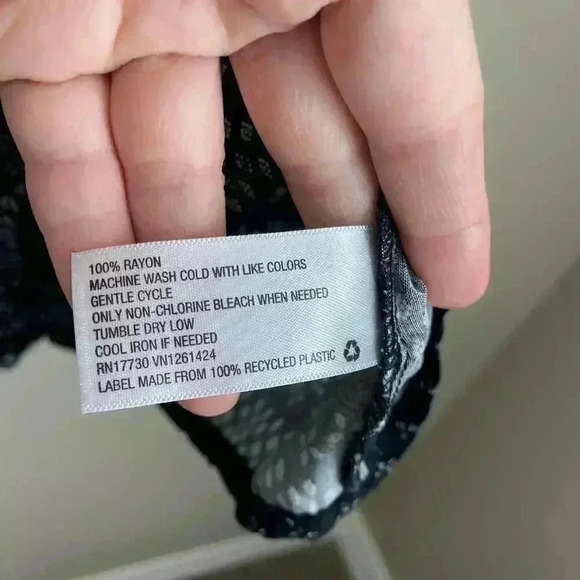 Mossimo Print Shorts Romper Size Medium - Picture 10 of 10